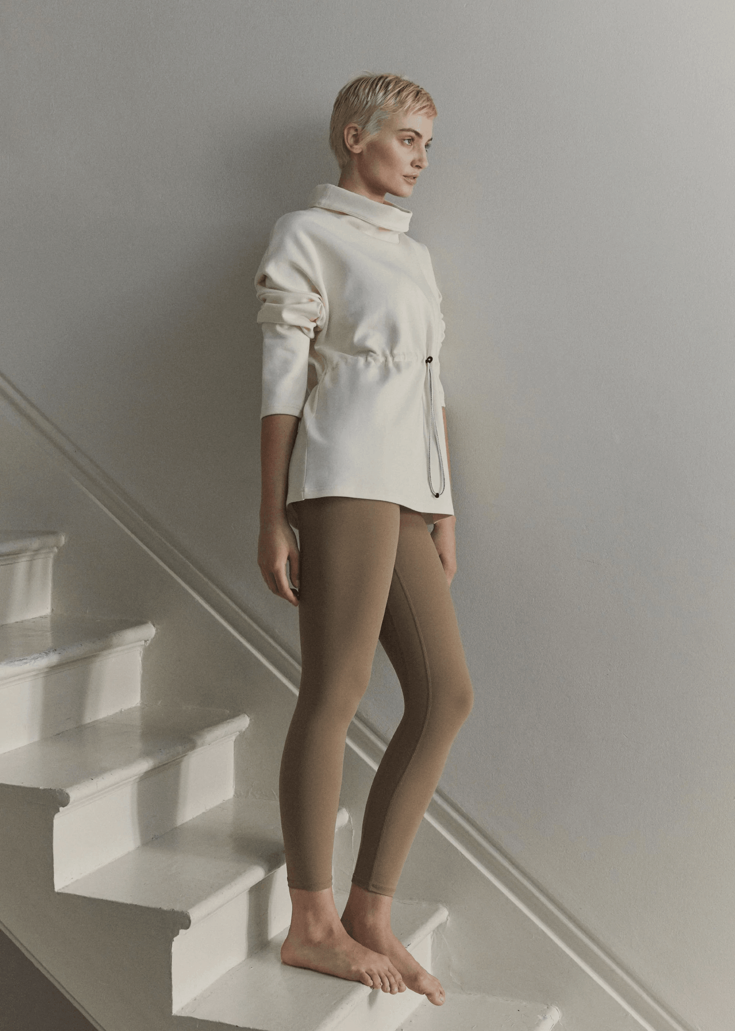 Varley Barton Sweat - Eggnog - Kota Wellness