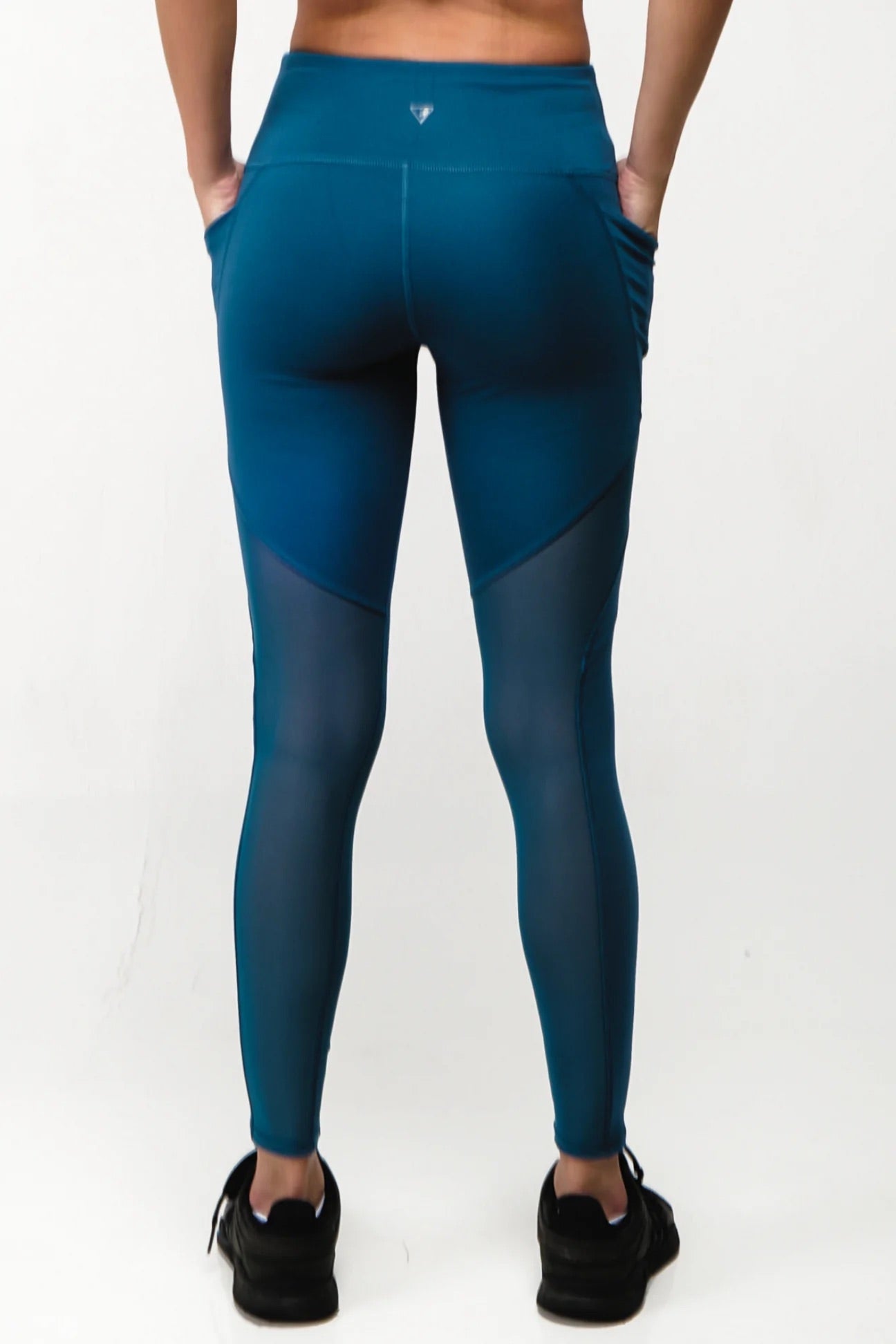 SEAAV High-Rise Mesh Legging with Pockets - Pacific Blue
