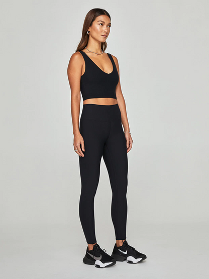 Carbon38 V-Neck Longline Bra in Melt - Black