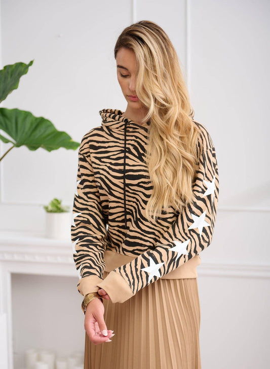 CHRLDR SLEEVE STAR TIGER Crop Pullover Hoodie - Camel - Kota Wellness