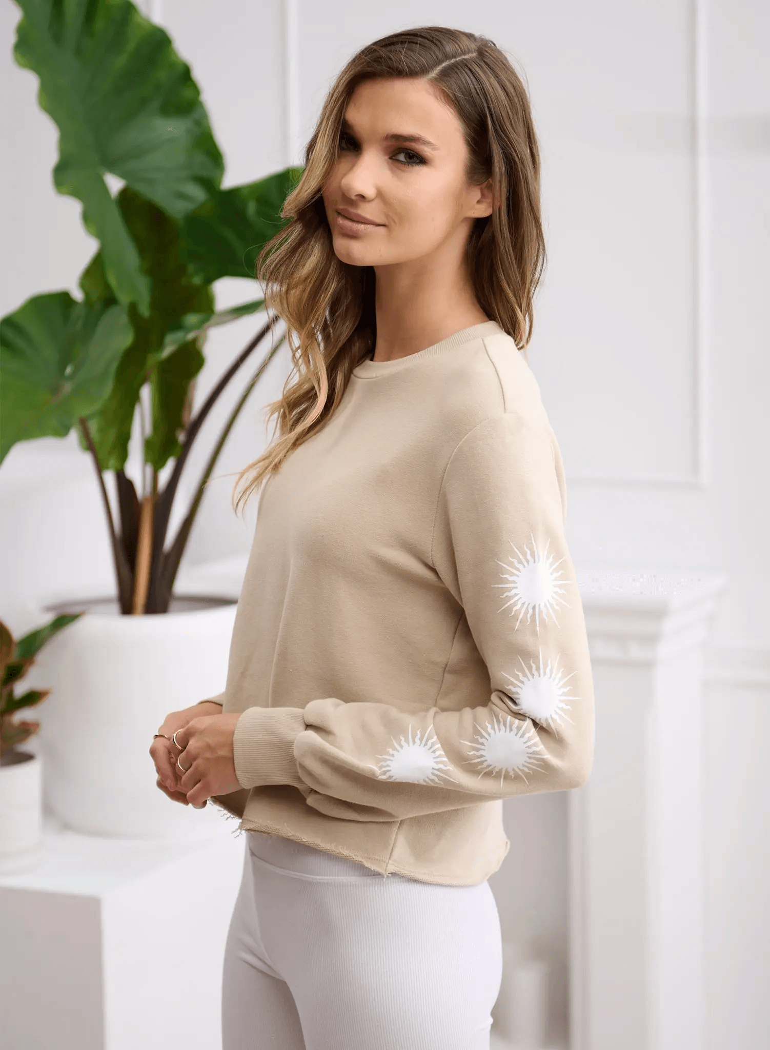 CHRLDR SOLAR SLEEVES Lounge Balloon Sleeve Top - Taupe - Kota Wellness