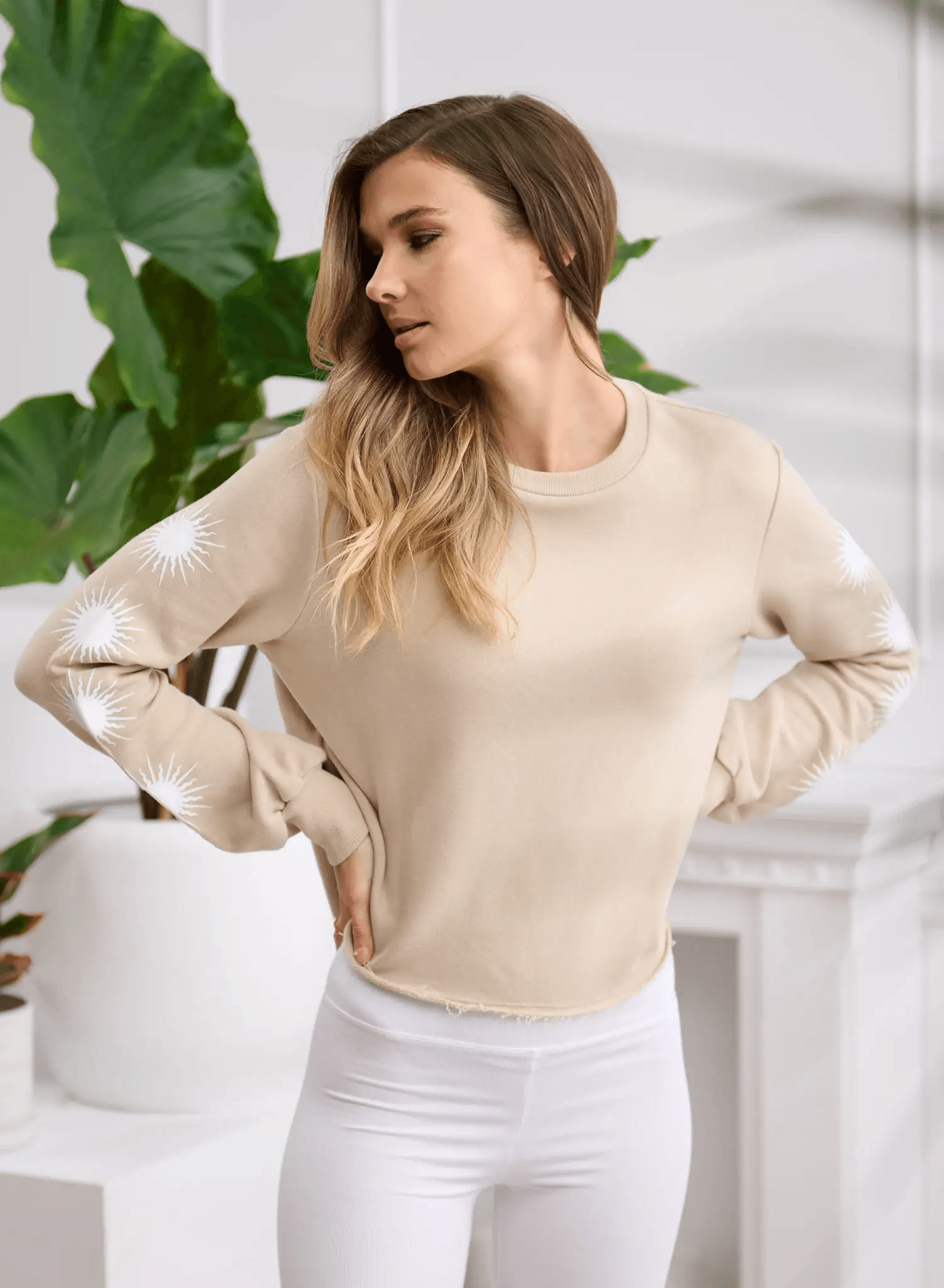 CHRLDR SOLAR SLEEVES Lounge Balloon Sleeve Top - Taupe - Kota Wellness