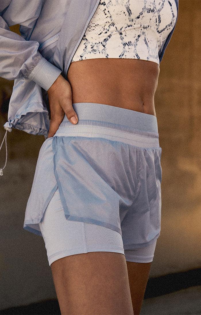 Varley Fresno Short - Zen Blue - Kota Wellness