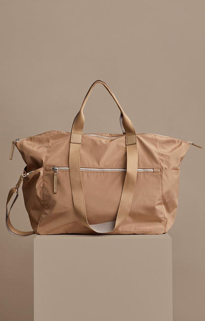 Varley Montlake Weekend Bag - Sesame - Kota Wellness