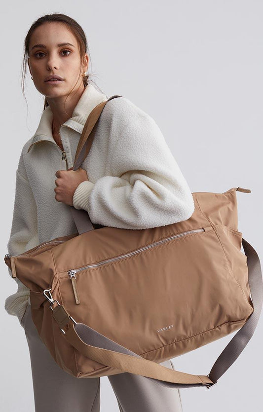 Varley Montlake Weekend Bag - Sesame - Kota Wellness